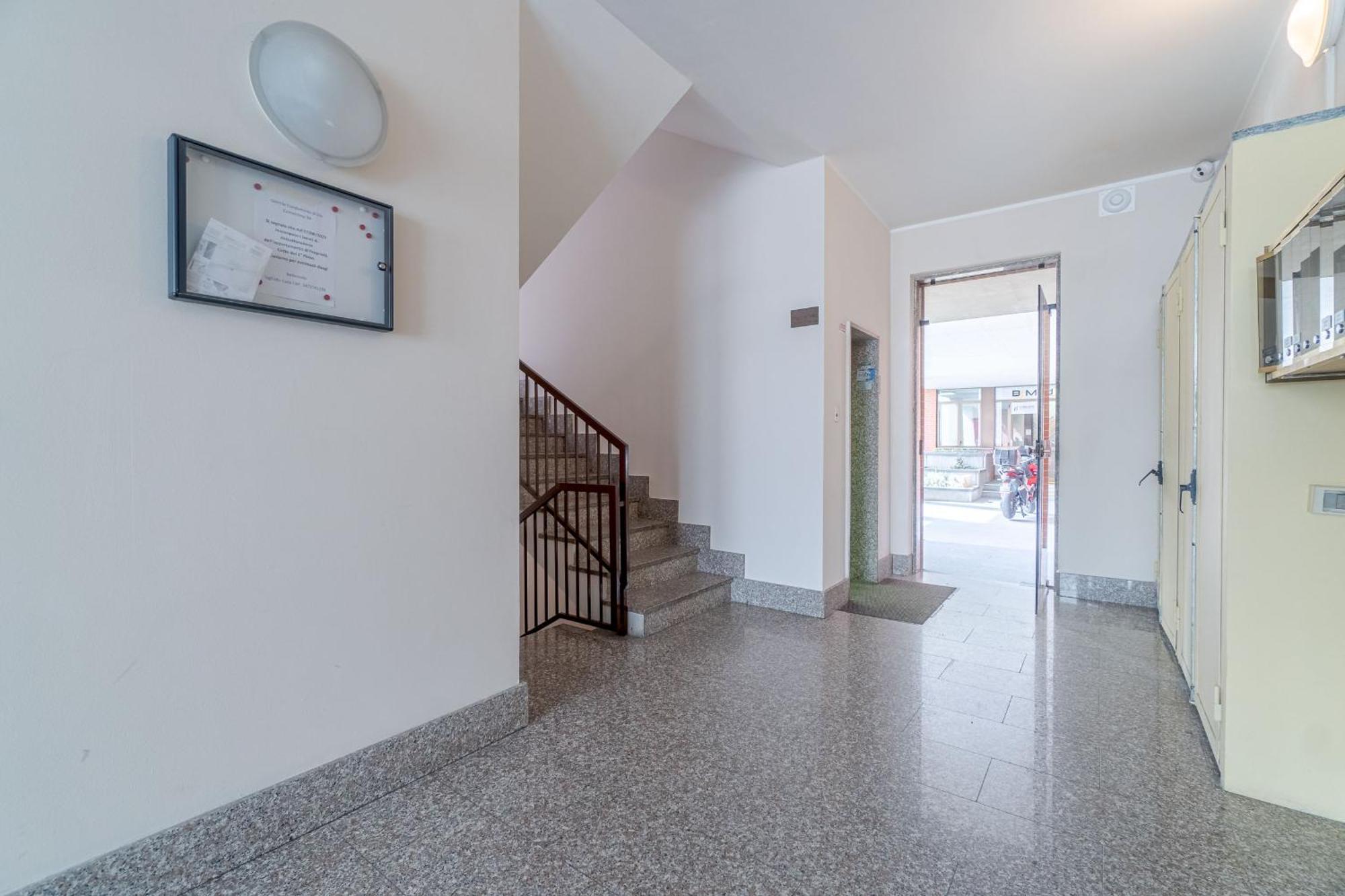 Asti Comentina Railway Functional Flat Buitenkant foto